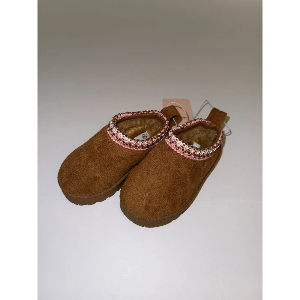 Olivia & Kate Girls Slippers Size 6 Brown Faux Fur Cozy Slip On NEW
